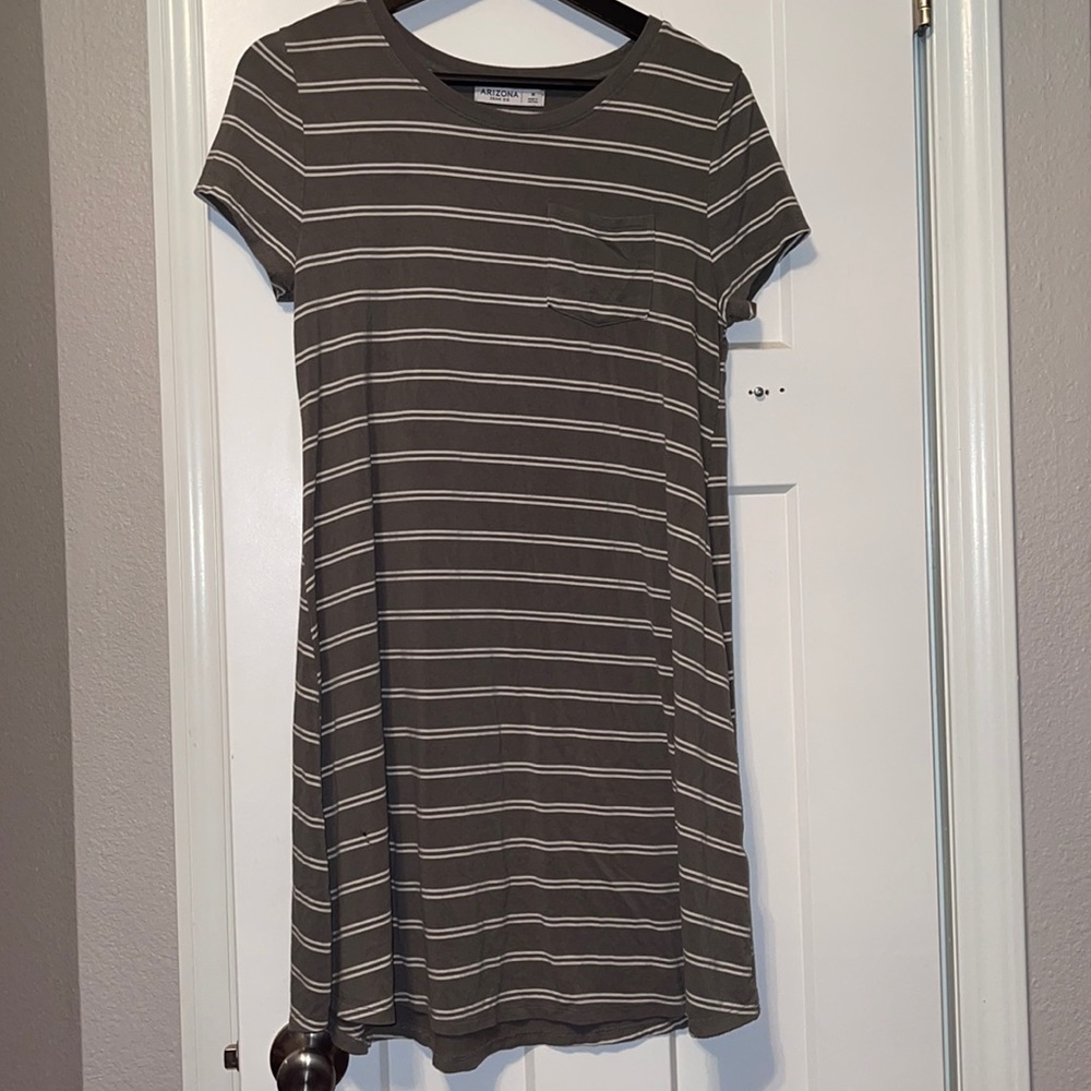 Arizona Jean co size medium
